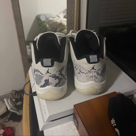 Retro Jordan 11’s main image 5